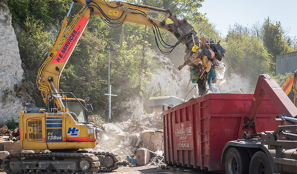 Grab hire croydon