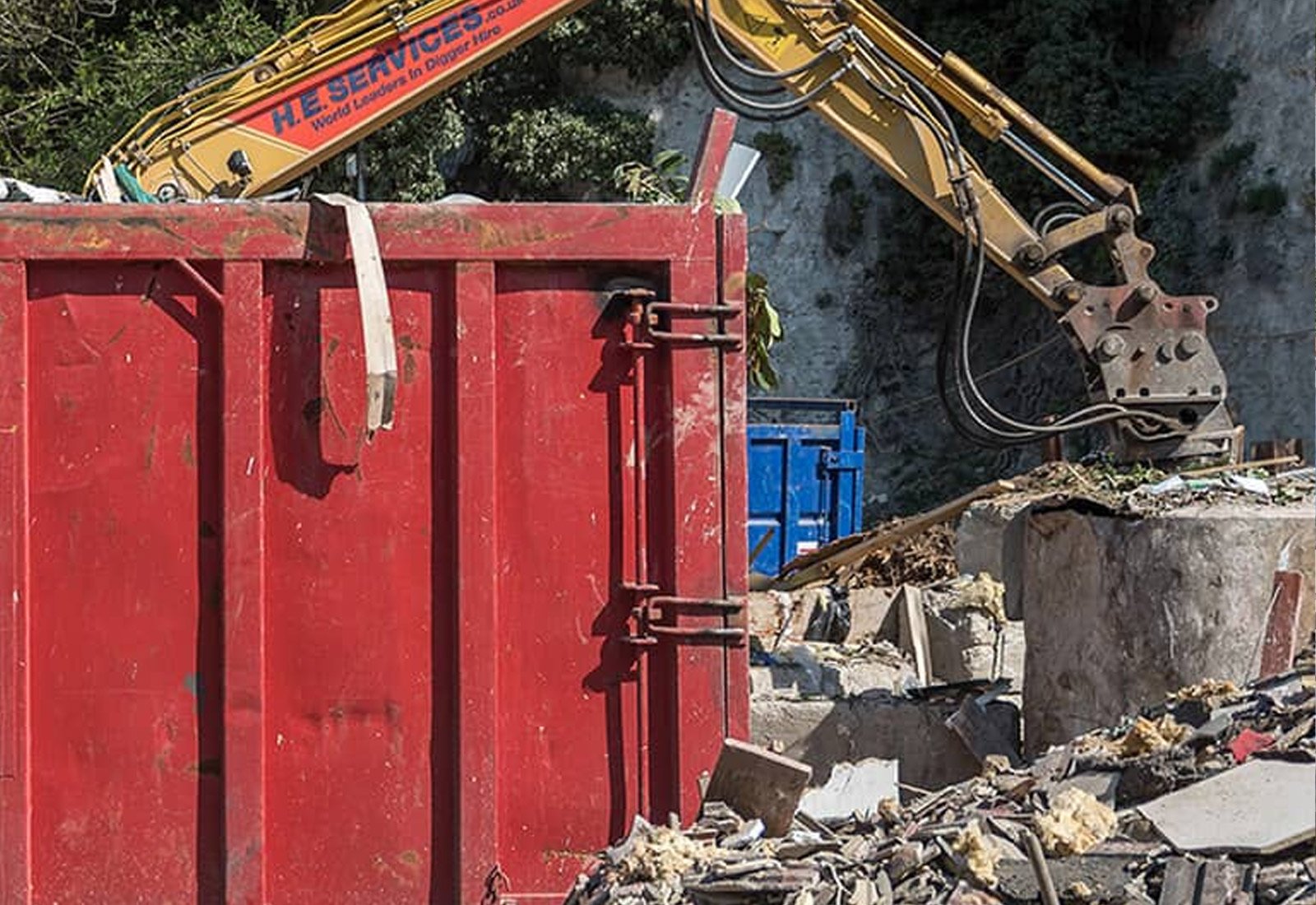 Skip hire in Weybridge